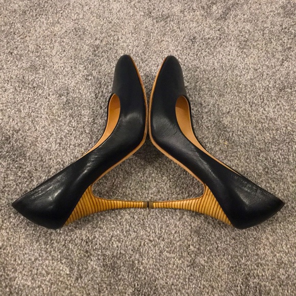 Guiseppe Zanotti Design black leather pumps - Picture 7 of 11
